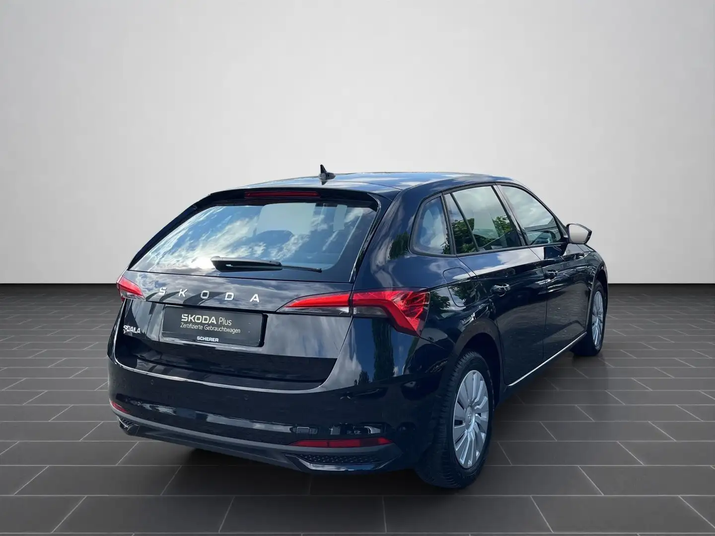 Skoda Scala 1.0 TSI Essence LED, AHK, GRA, SHZ Schwarz - 2