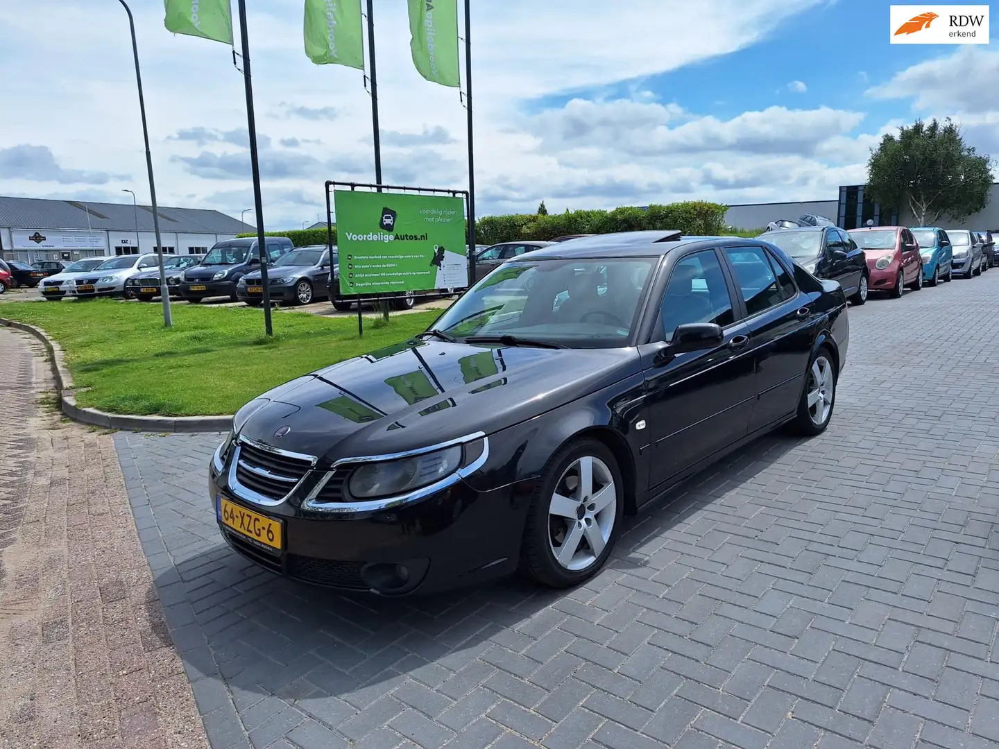 Saab 9-5 1.9 TiD Business / Nette auto / APK juli 2026 Zwart - 1