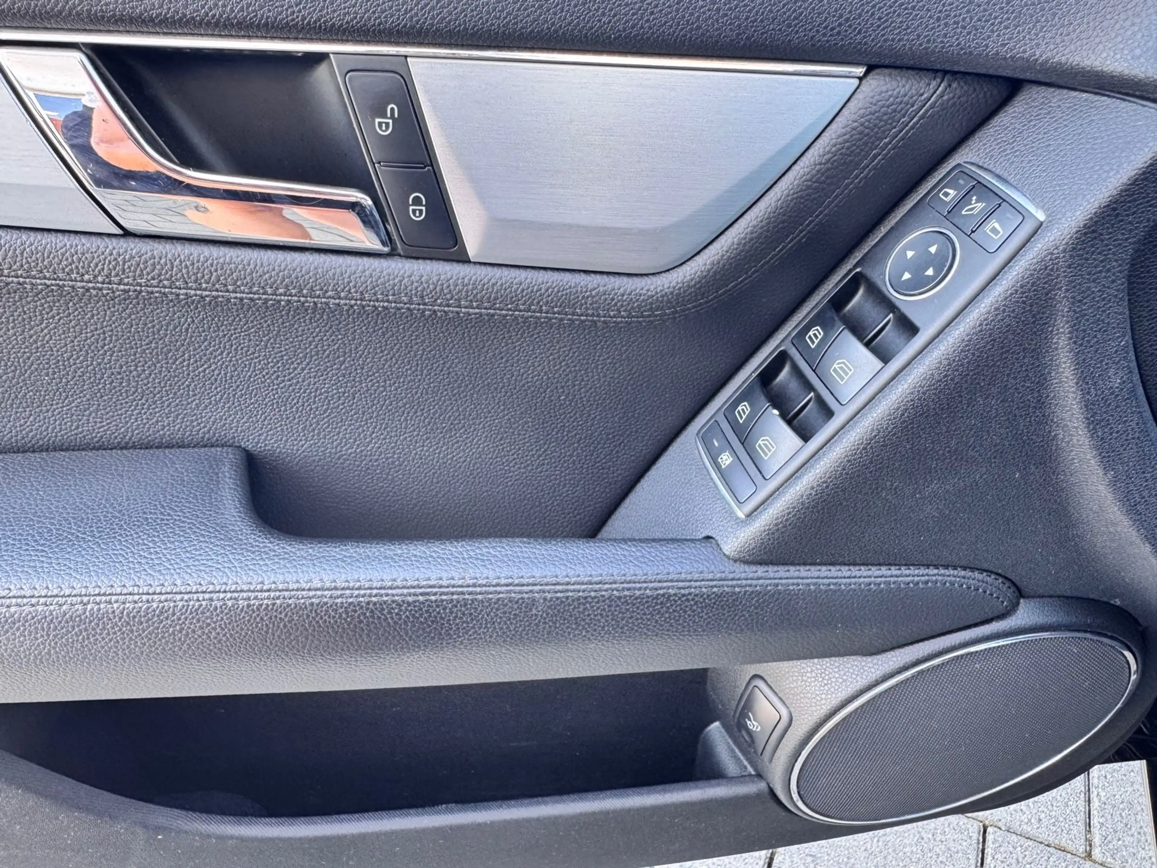 Mercedes-Benz C 250 *AVANTGARDE*4M*TEMP*NAVI*PDC*SHZ*KLIMA*LEDE — photo 17