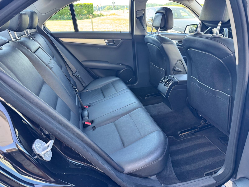 Mercedes-Benz C 250 *AVANTGARDE*4M*TEMP*NAVI*PDC*SHZ*KLIMA*LEDE — photo 14