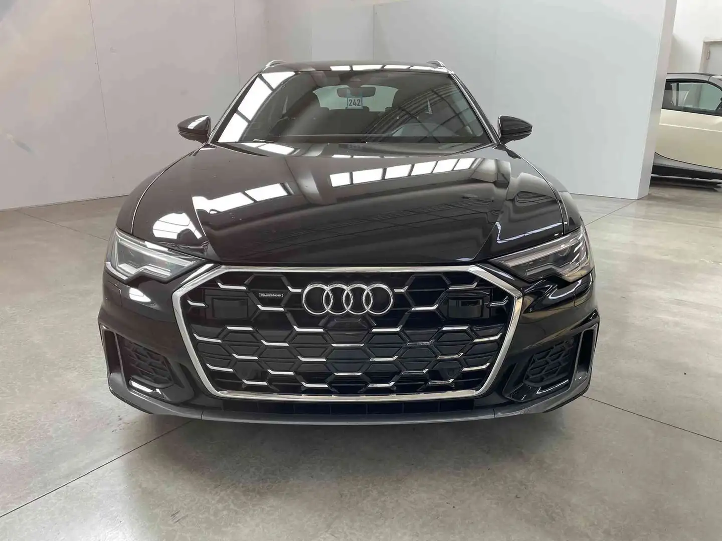 Audi A6 Avant 40 2.0 tdi mhev S line edit quattro s-tronic Zwart - 1