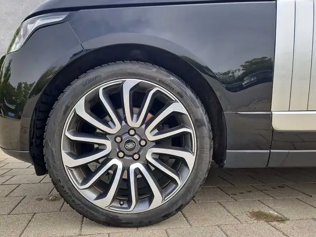 Land Rover Range Rover view 9