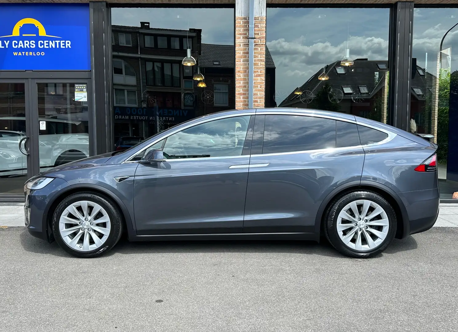 Tesla Model X 87 kWh Dual Motor Long Range I Autopilot Gris - 2