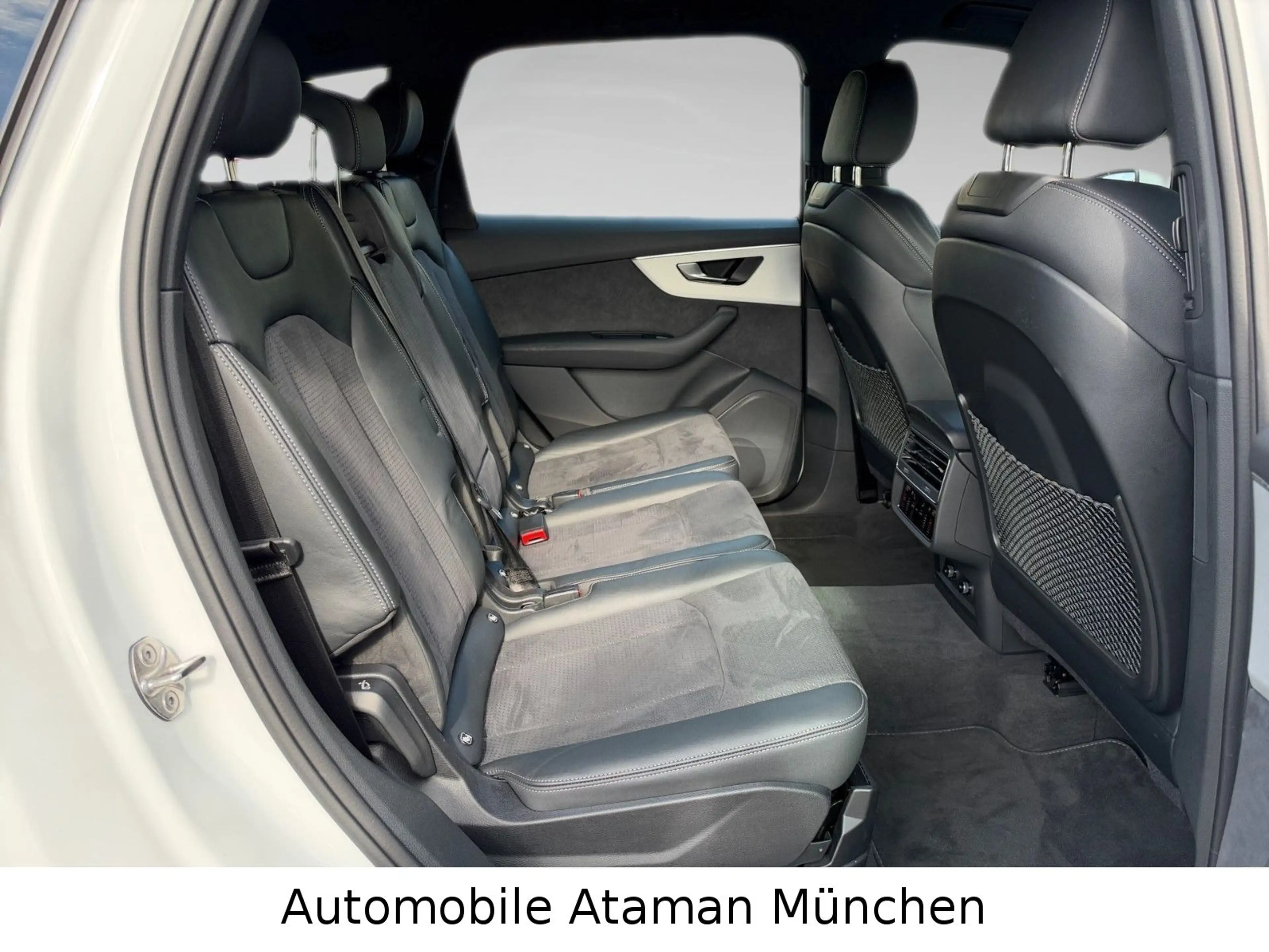 Audi Q7 45 TDI quattro *S line Plus*, Leder Navi LED — photo 13