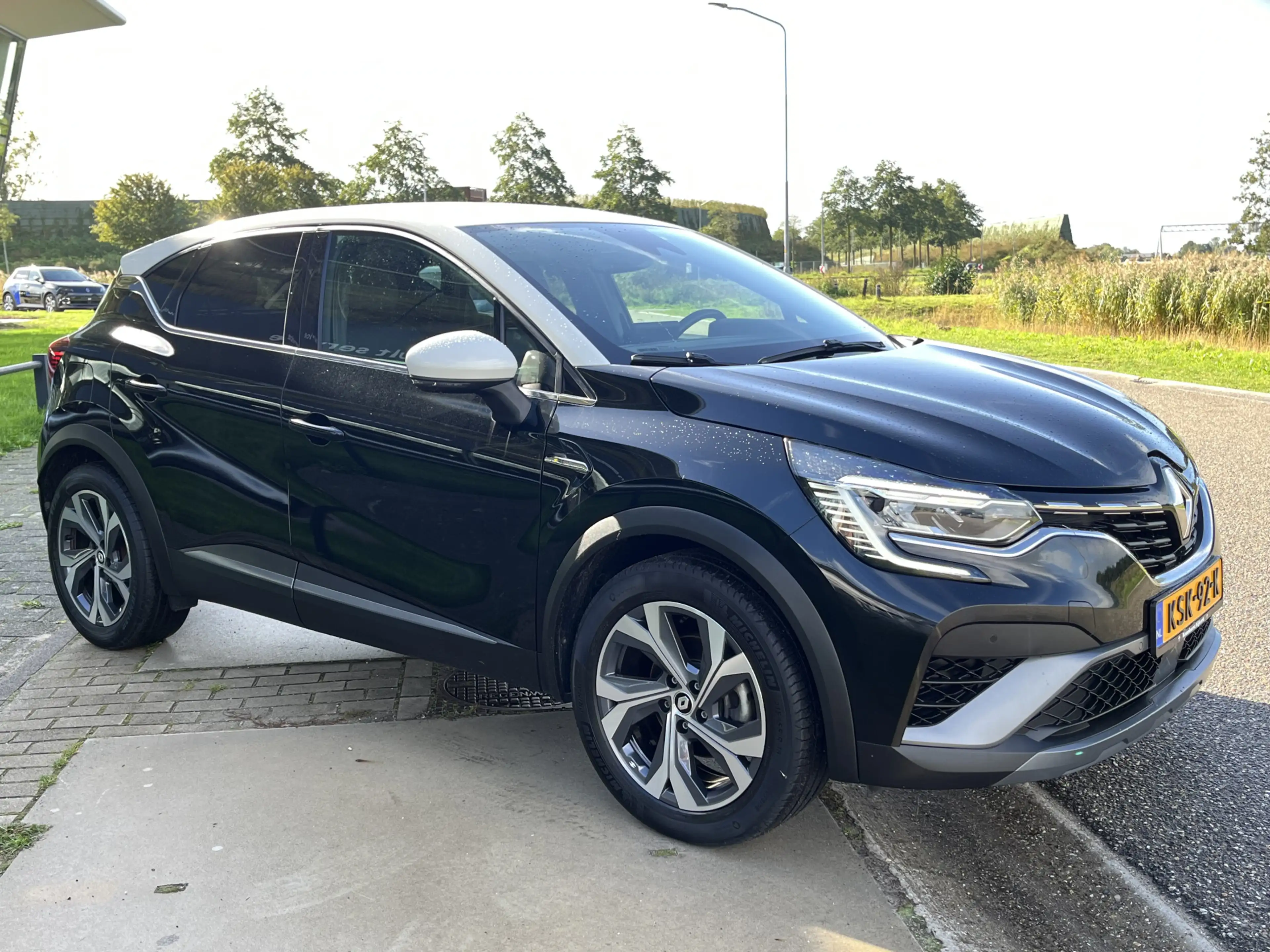 Renault Captur 1.6 E-Tech Hybrid 145PK R.S. Line / Camera / Parke — photo 5
