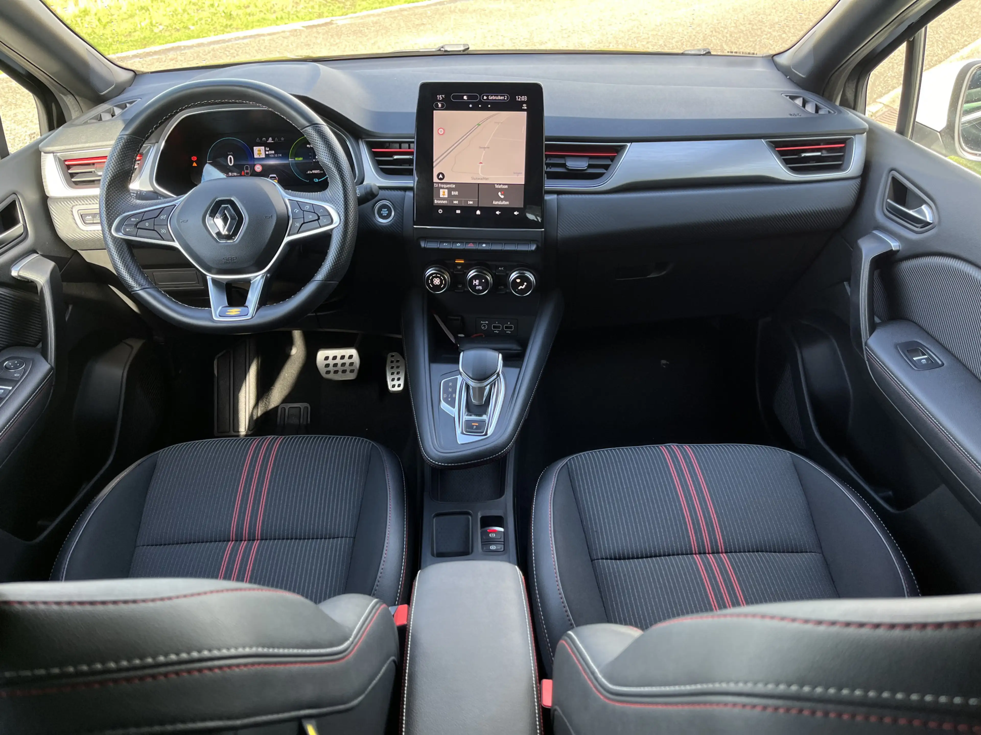 Renault Captur 1.6 E-Tech Hybrid 145PK R.S. Line / Camera / Parke — photo 3