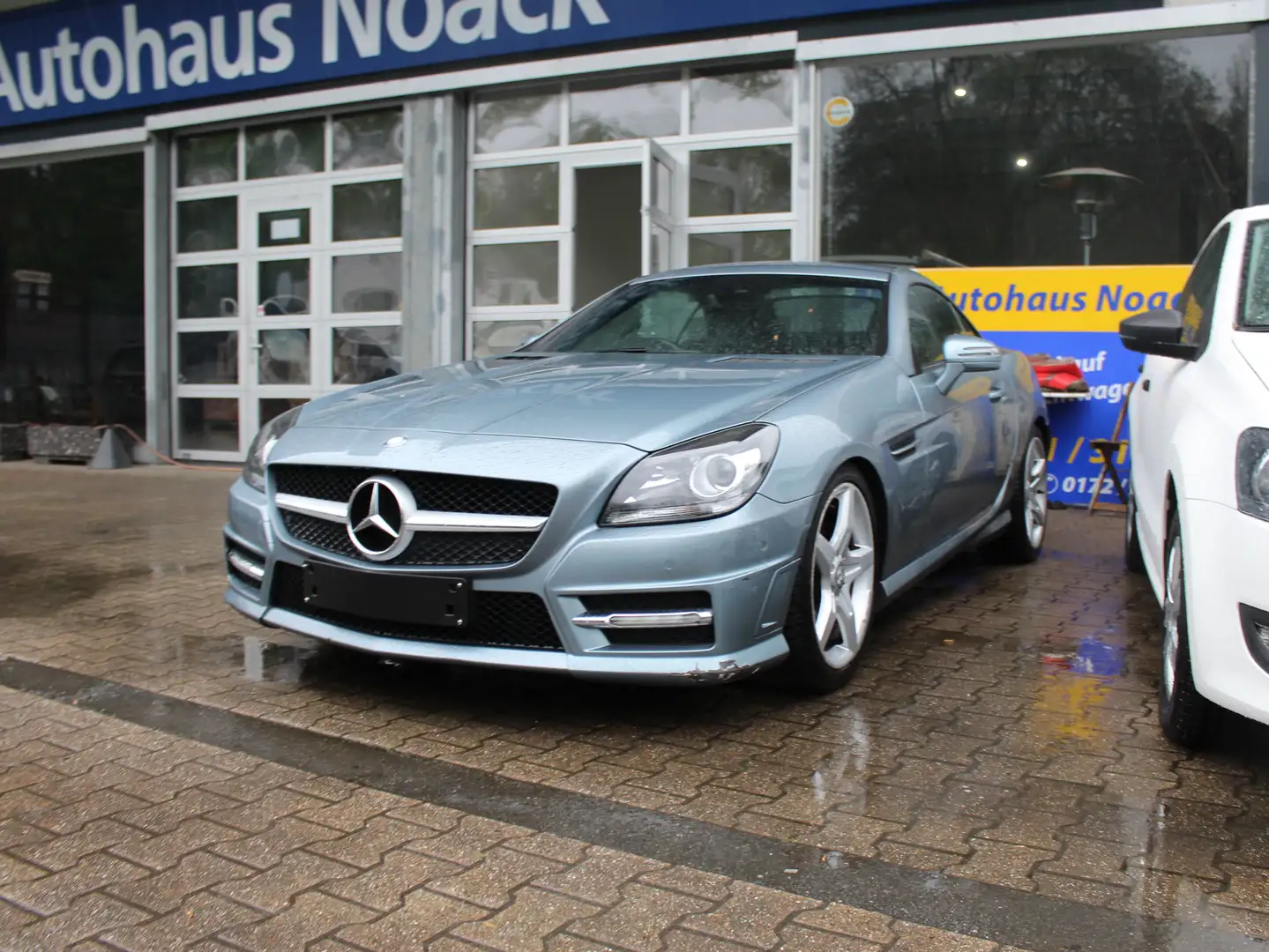 Mercedes-Benz SLK 250 SLK 250 CDI AMG Sport BlueEfficiency (172.403) Silver - 1