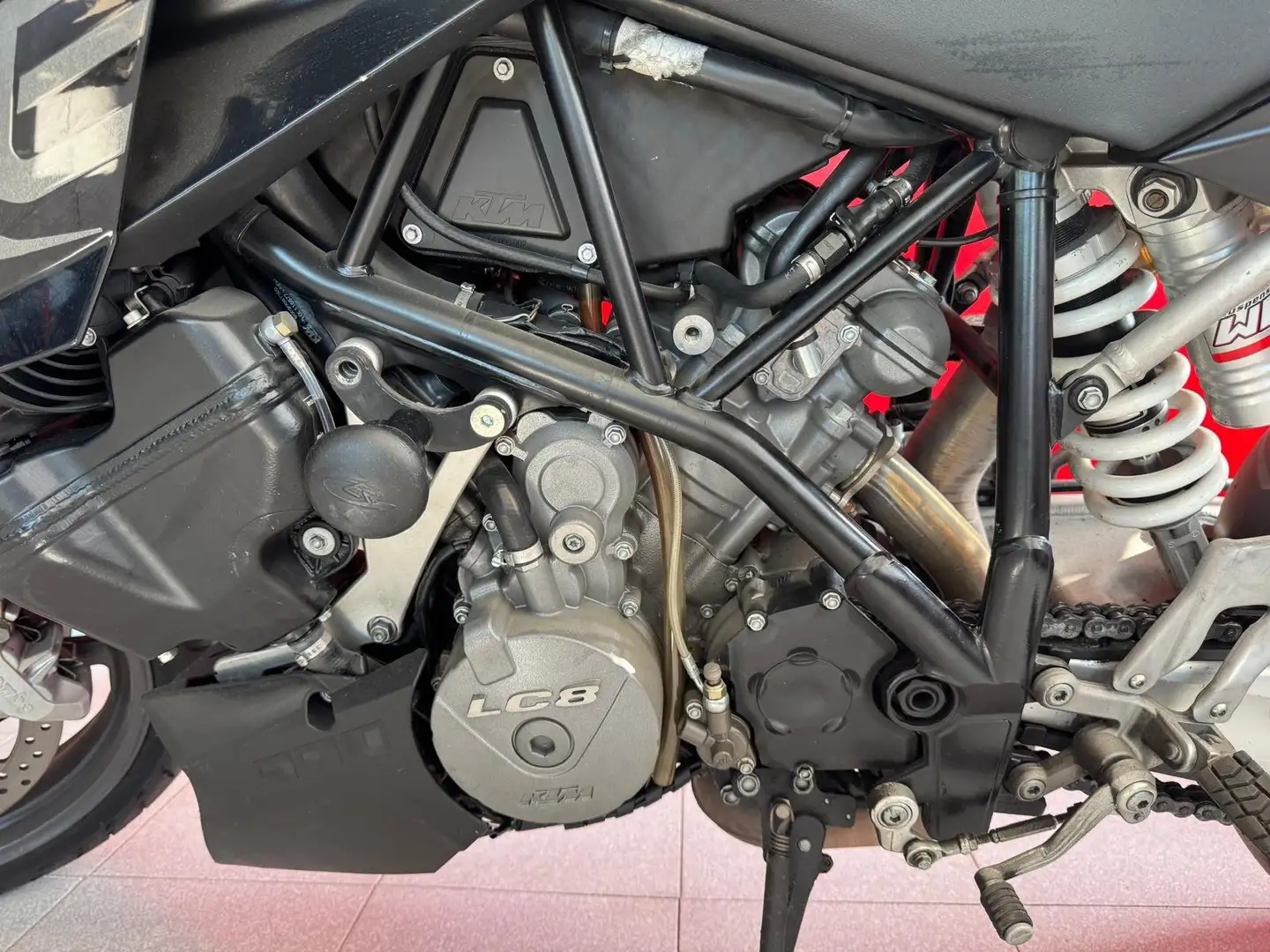 KTM 990 Super Duke Negro - 2