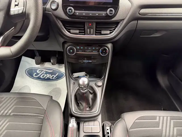 Ford Puma view 12