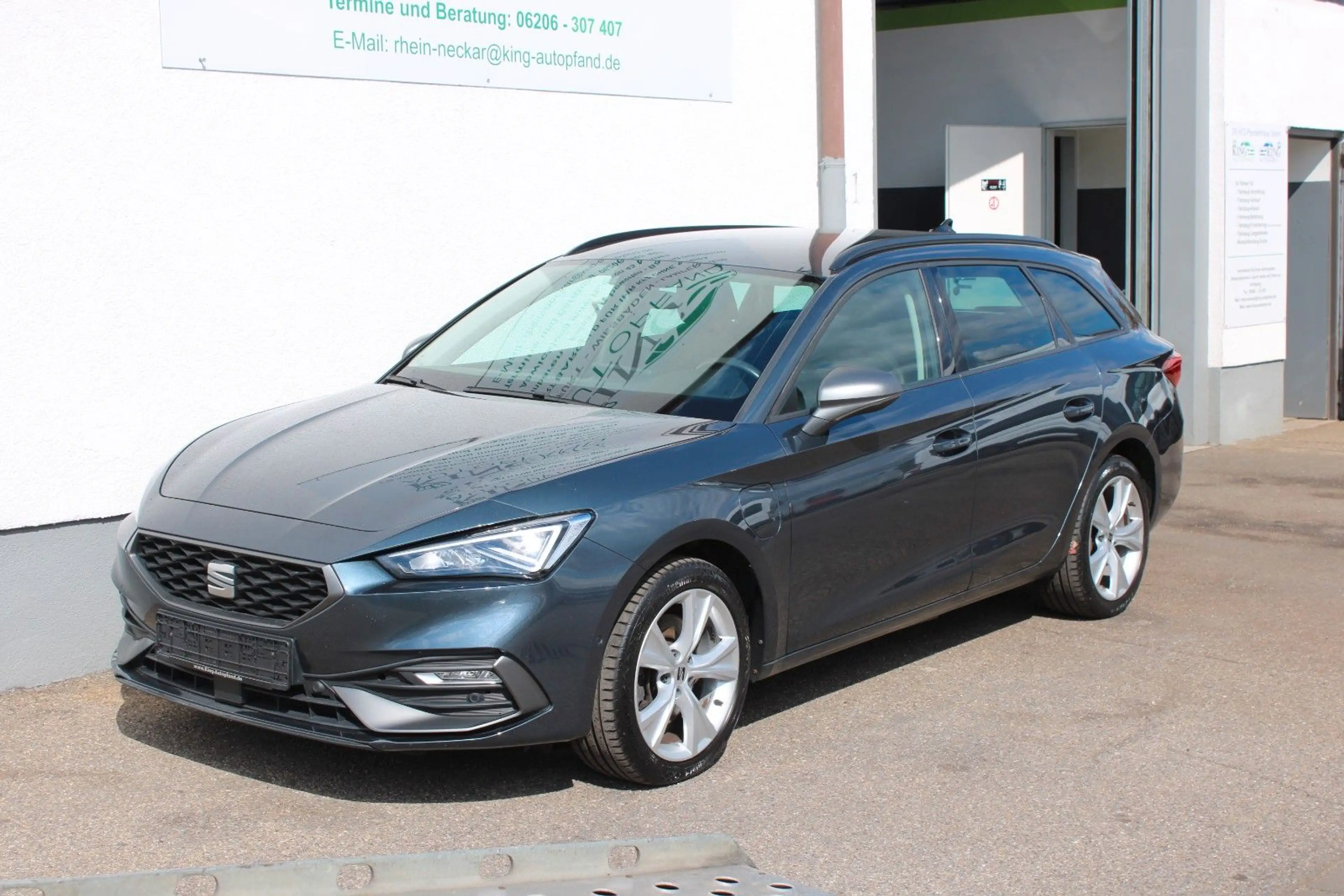SEAT Leon 1.4 Sportstourer FR e-Hybrid Navi DSG PDC