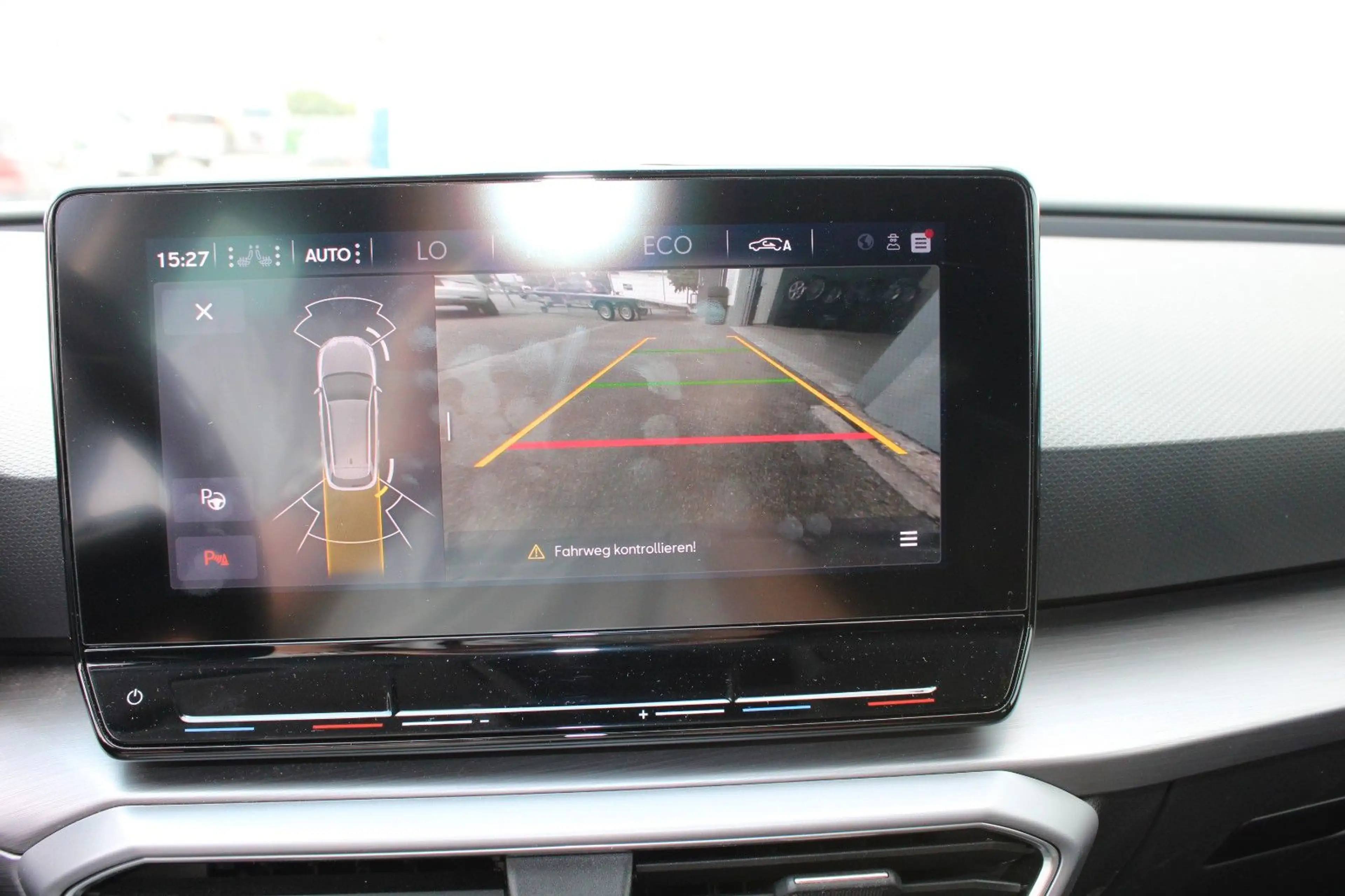 SEAT Leon 1.4 Sportstourer FR e-Hybrid Navi DSG PDC — photo 15