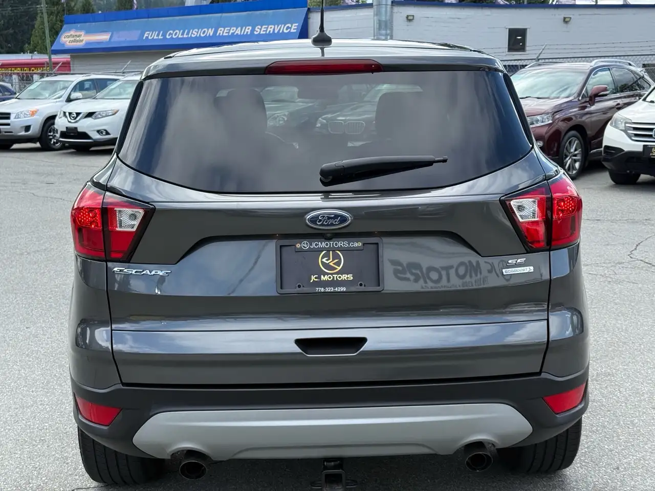 Ford Escape снимка Ford Escape