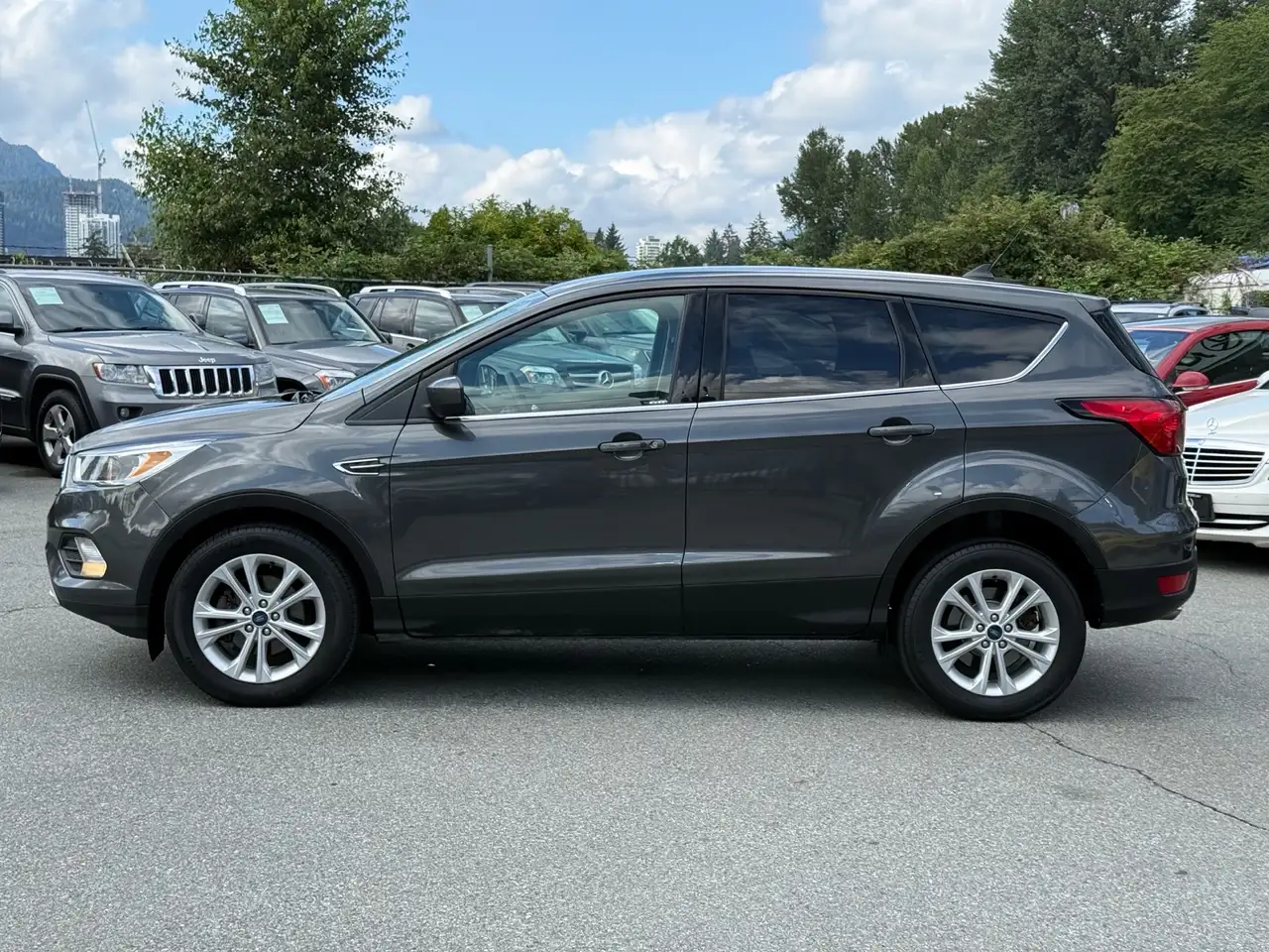 Ford Escape снимка Ford Escape