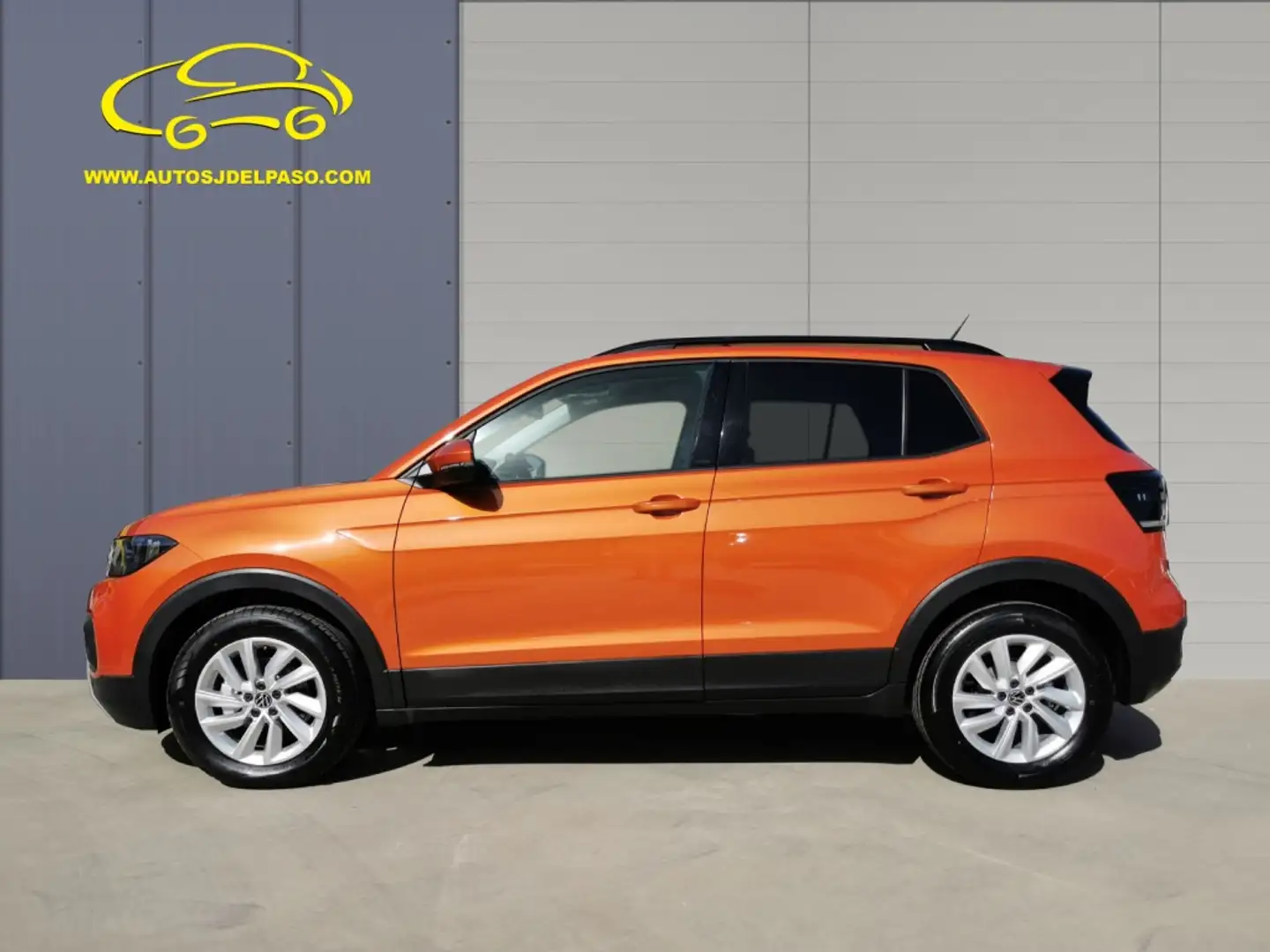 Volkswagen T-Cross 1.0 TSI Advance DSG7 81kW Naranja - 2