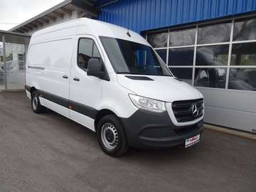 317 CDI RWD 9G-Tronic L2H2 / AHK 3500 KG