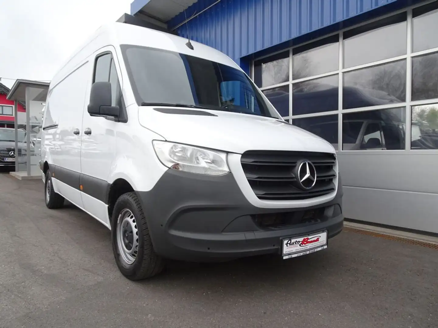 Mercedes-Benz Sprinter 317 CDI RWD 9G-Tronic L2H2 / AHK 3500 KG Weiß - 2