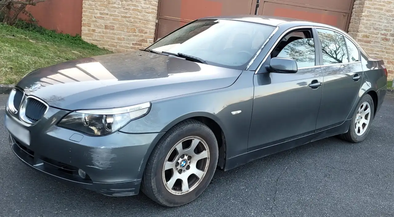 BMW 530