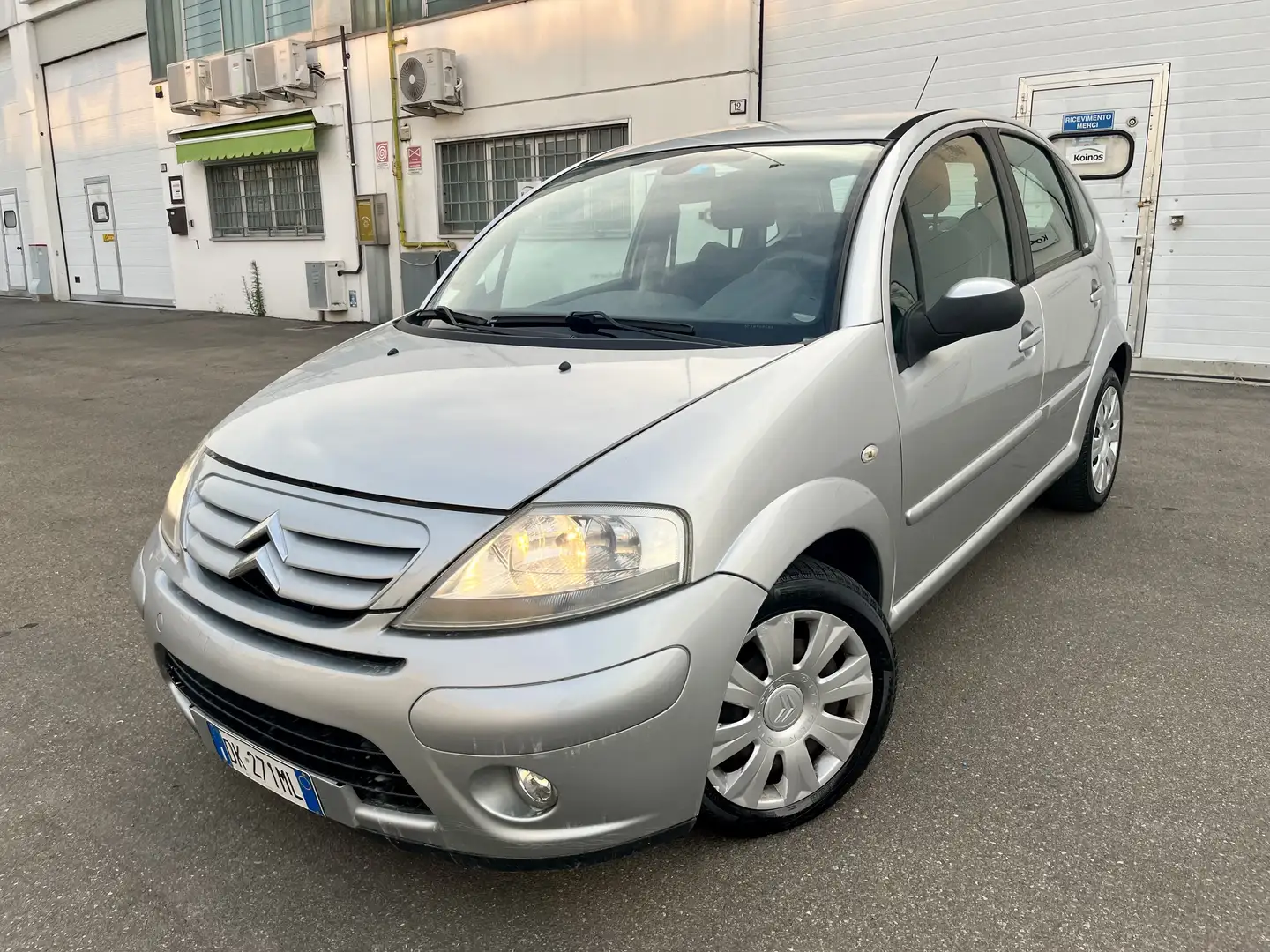 Citroen C3 1.4benzina cambio automatico per neopatentati - 1