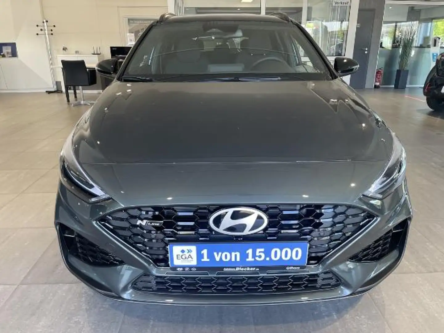 Hyundai i30 1.5 T-GDI N Line MHEV*LED*Navi*PDC*Kamera*Klimaaut Grün - 2