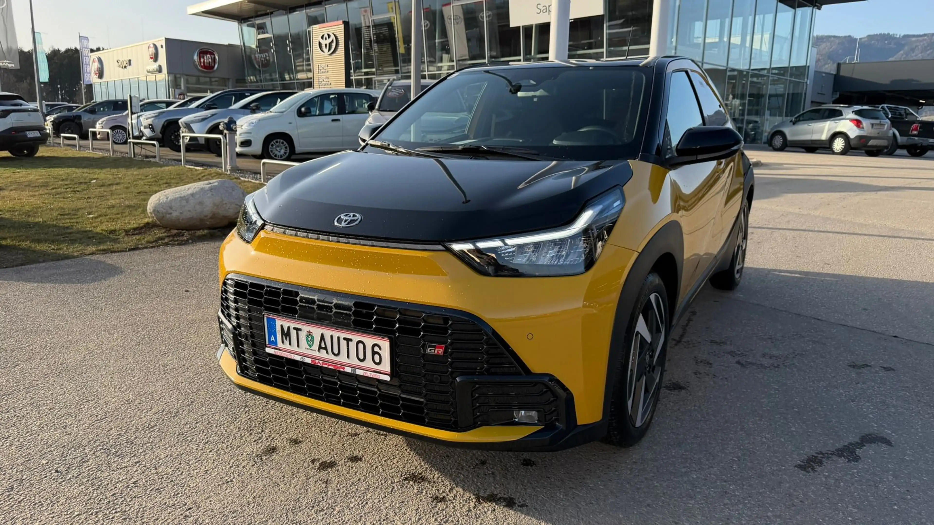 Toyota Aygo X AYGO X 1,5 l GR SPORT CVT — photo 2