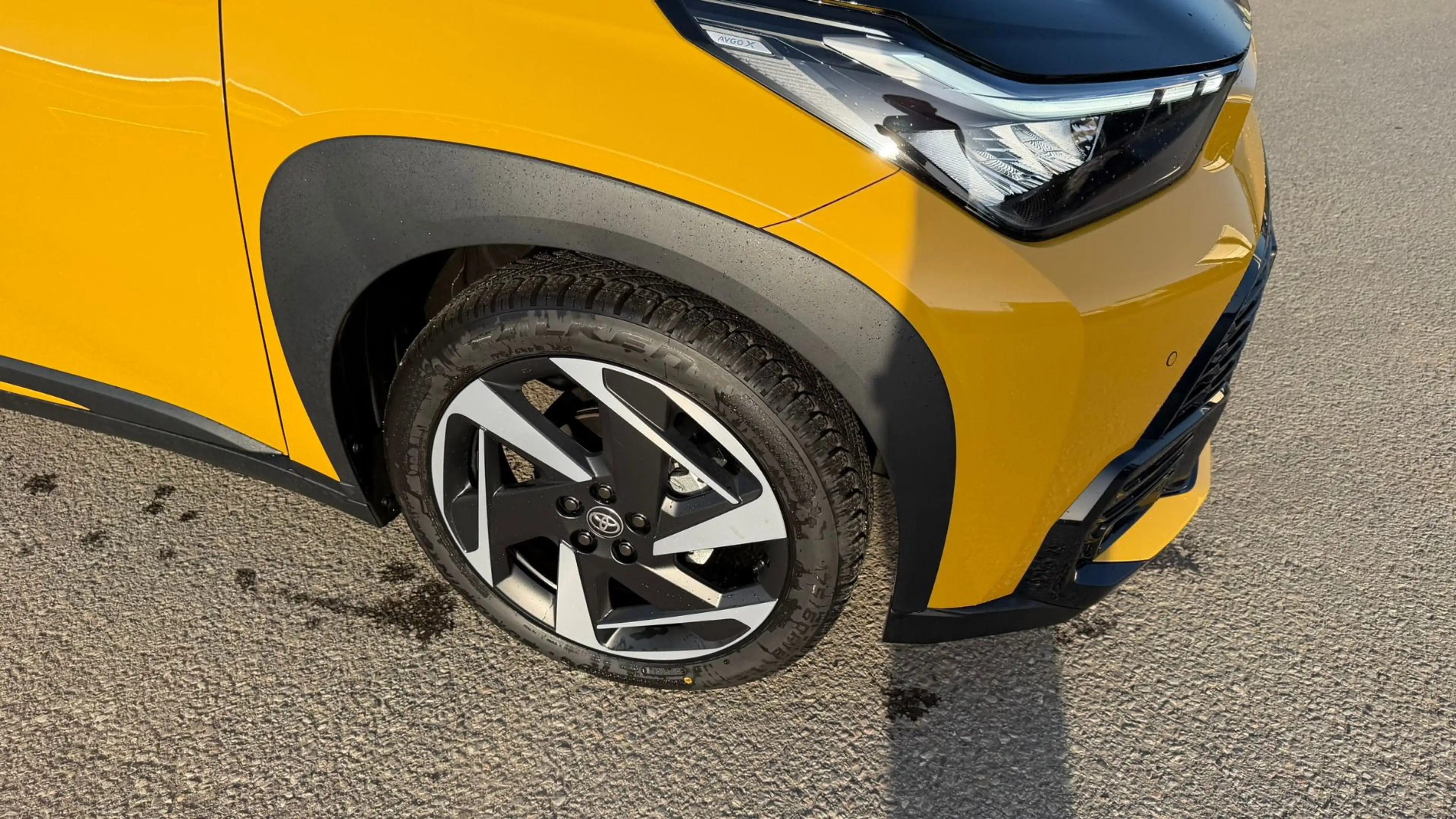 Toyota Aygo X AYGO X 1,5 l GR SPORT CVT — photo 5