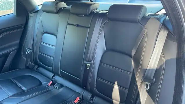 Jaguar F-Pace view 9