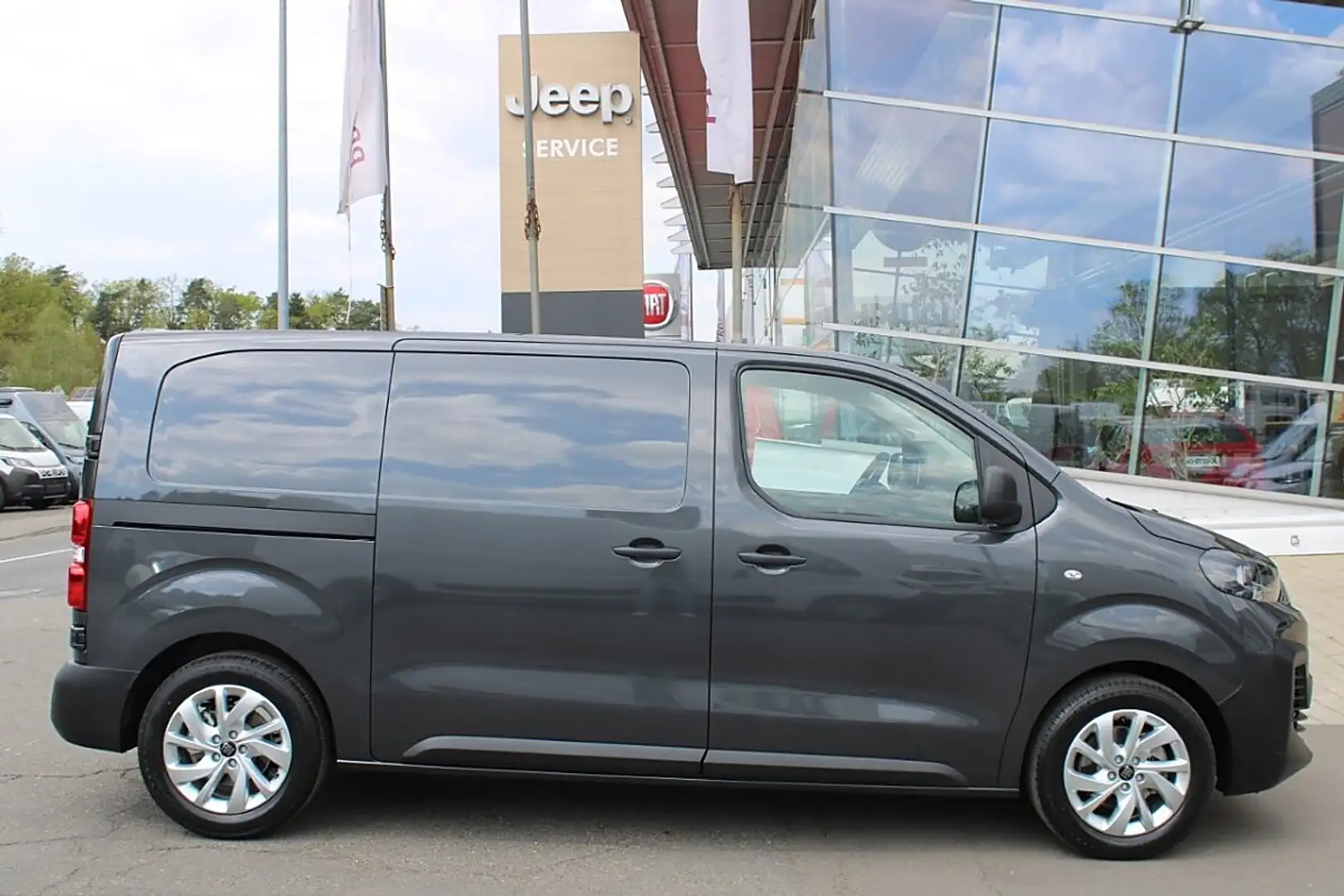 Fiat Scudo KW L2H1 120 Klima 10"AppleCarPlay Tempoma... Grau - 2