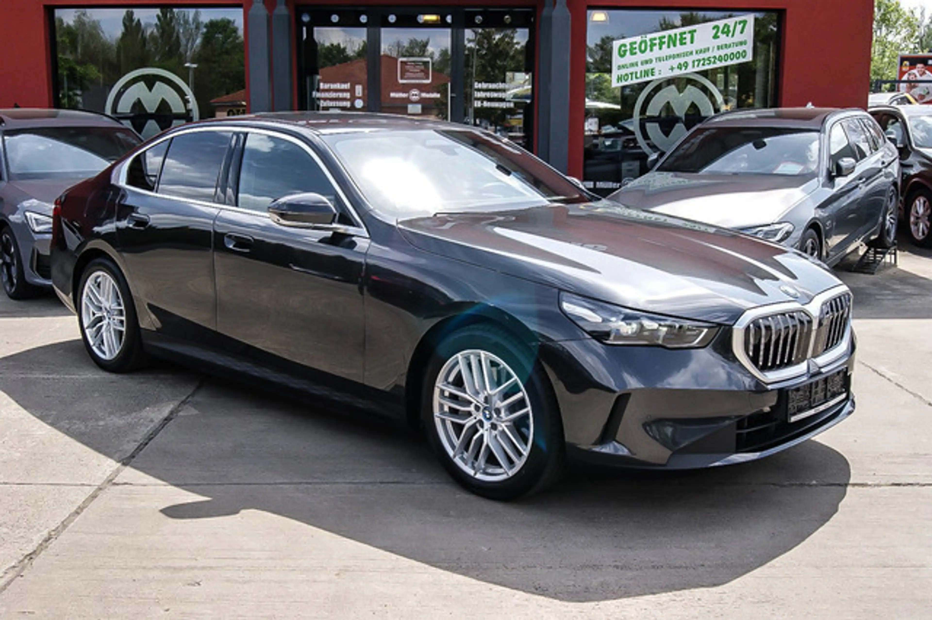 BMW i5 Lim 40 eDrive HEAD-UP LEDER ESPRESSO KEYLESS — photo 5