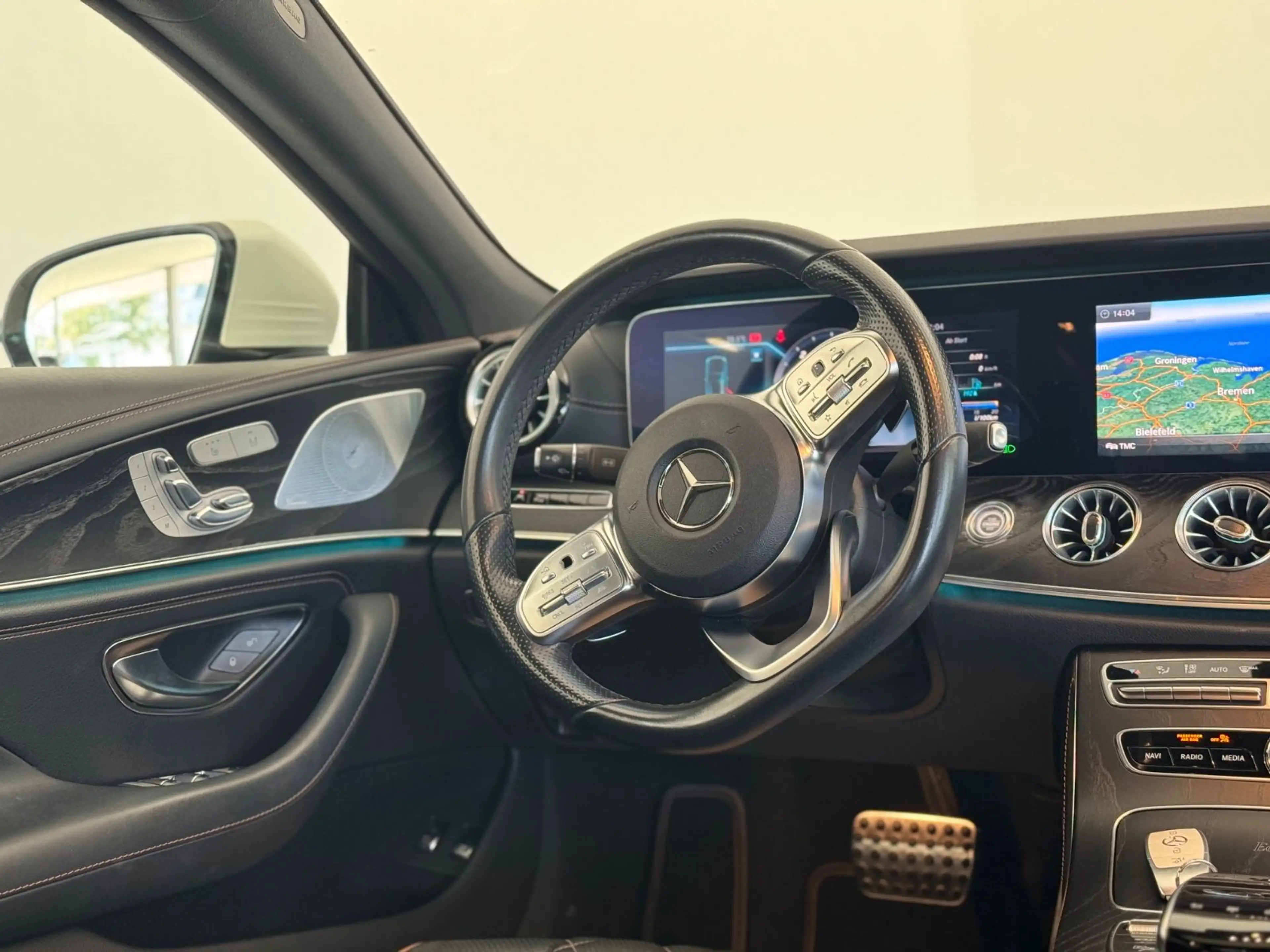 Mercedes-Benz CLS 350 d 4Matic Edition-1 AMG|WIDE|360°|BURMEST. — photo 6