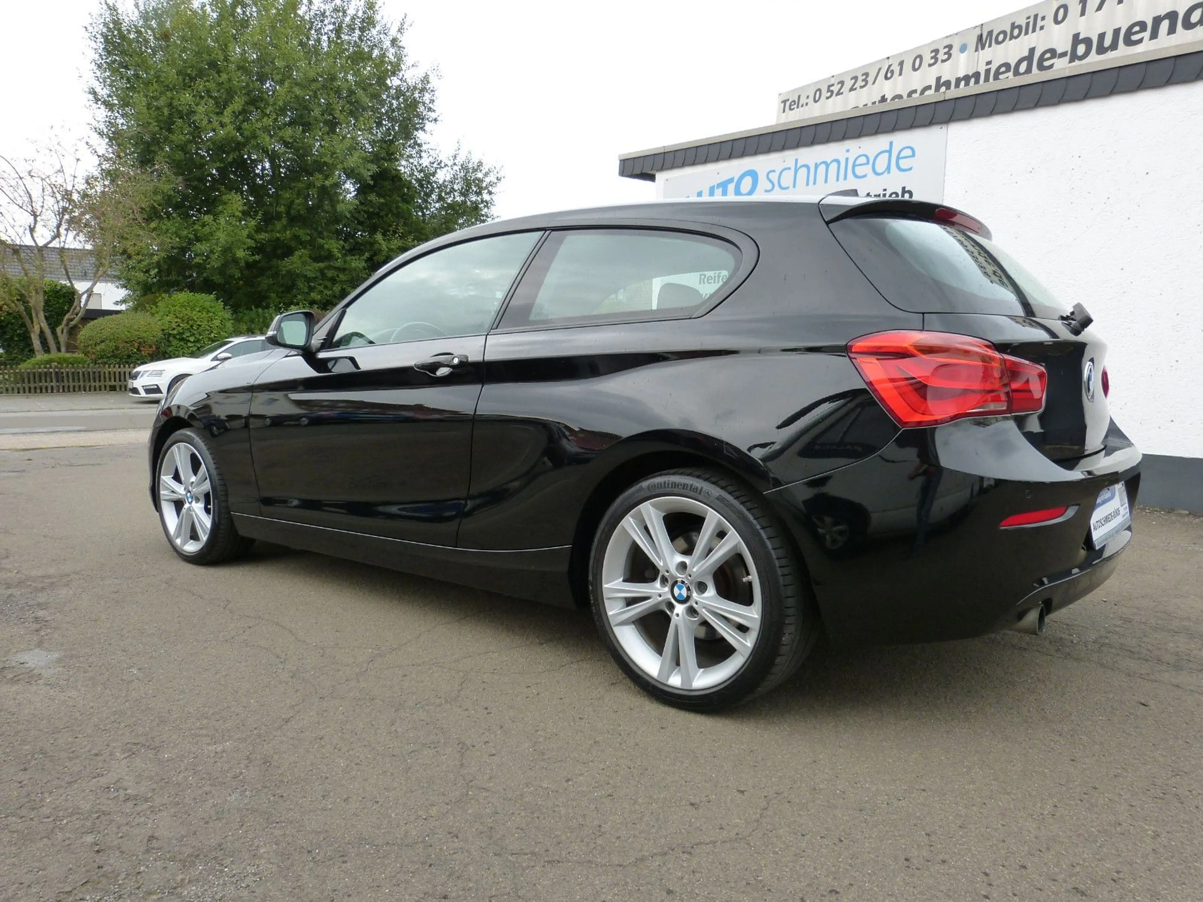 BMW 118 i aus 2.Hand Navigation 18 Zoll Alufelgen — photo 6