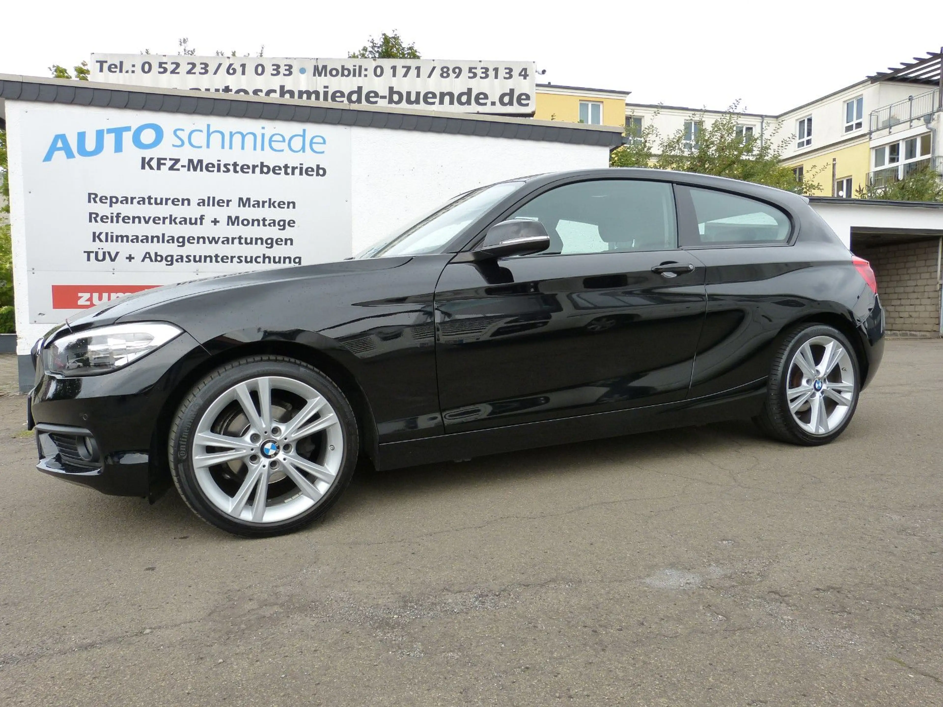 BMW 118 i aus 2.Hand Navigation 18 Zoll Alufelgen — photo 3