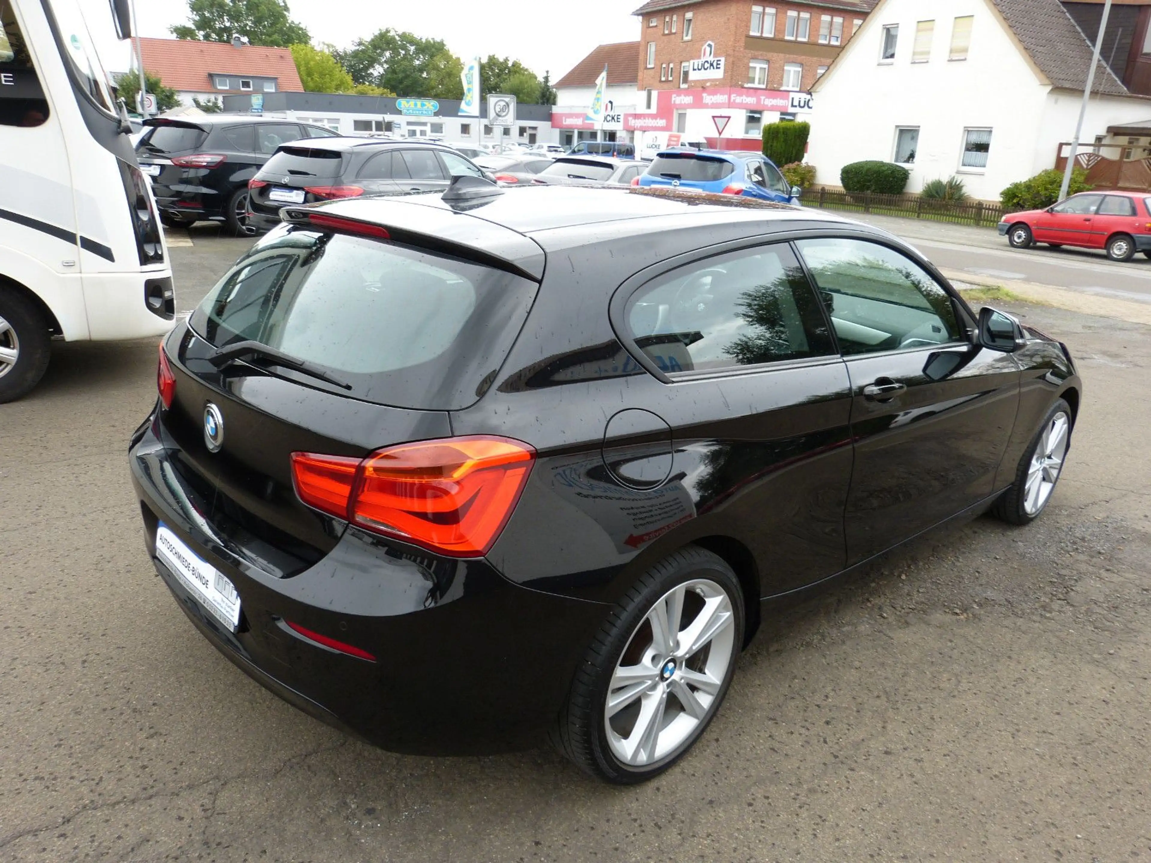 BMW 118 i aus 2.Hand Navigation 18 Zoll Alufelgen — photo 9