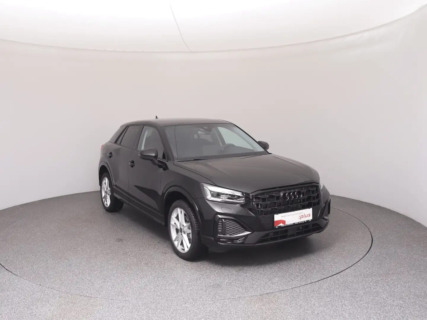 Audi Q2 30 TFSI admired Schwarz - 2