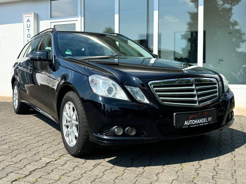 Mercedes-Benz E 220 Mercedes E 220 CDI BlueEfficiency, AHK, Navi, Temp, SHZ — photo 3