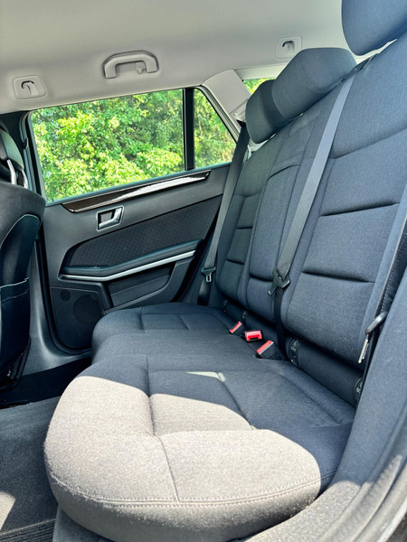 Mercedes-Benz E 220 Mercedes E 220 CDI BlueEfficiency, AHK, Navi, Temp, SHZ — photo 14