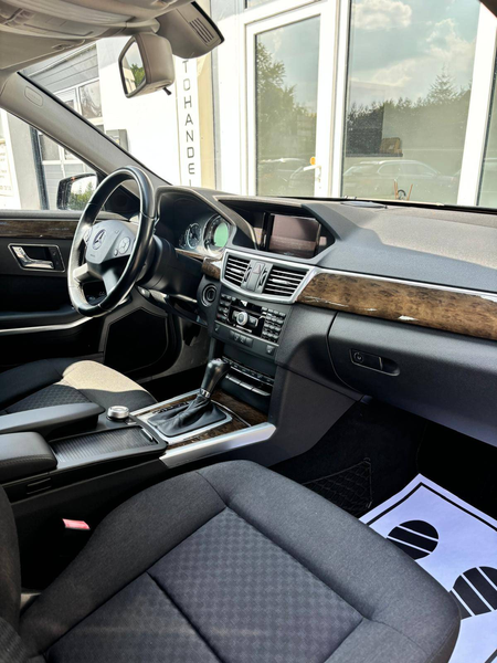 Mercedes-Benz E 220 Mercedes E 220 CDI BlueEfficiency, AHK, Navi, Temp, SHZ — photo 11
