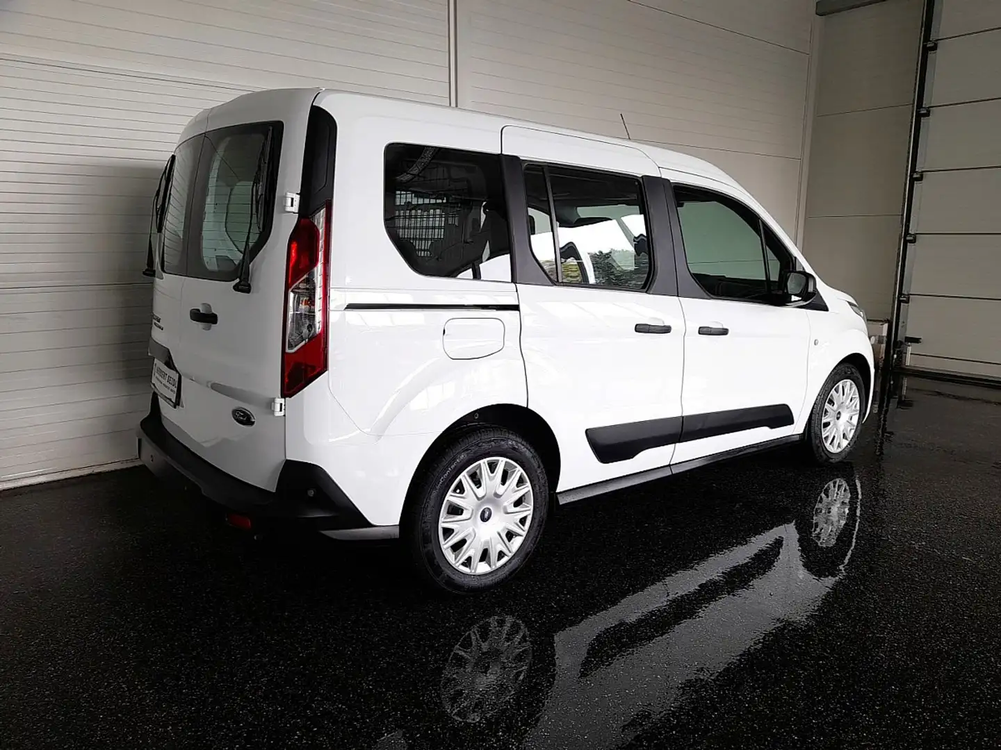 Ford Transit Connect Transit CONNECT 1,5 Ecoblue *5-SITZE / NAVI / K... Fehér - 2