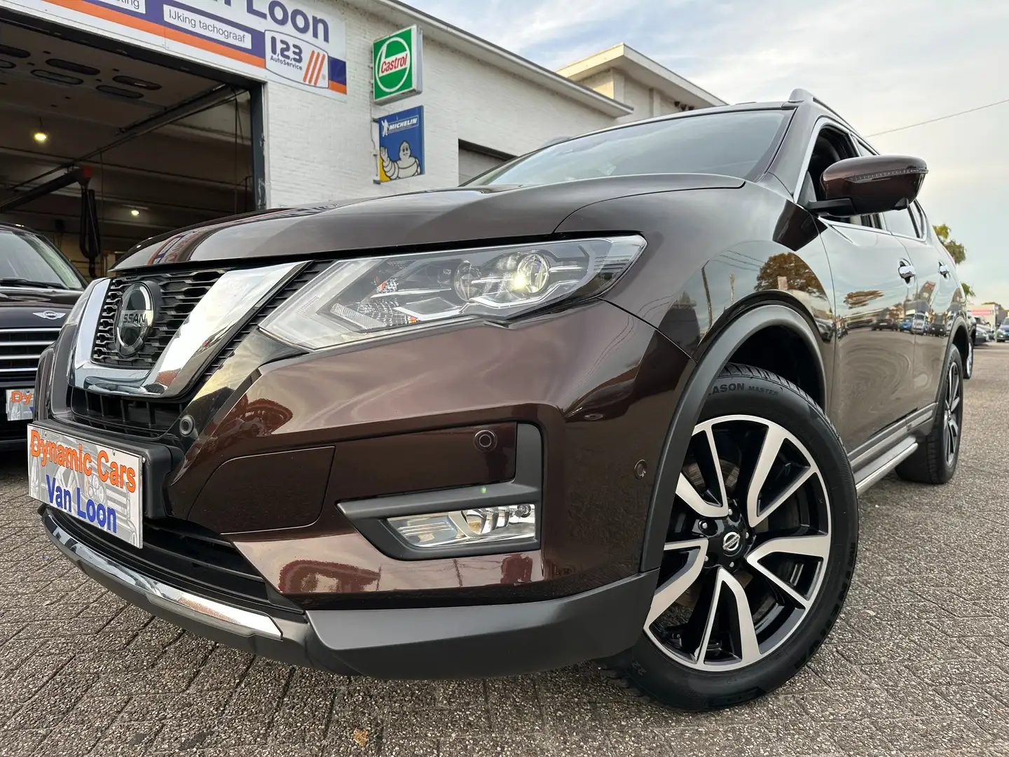 Nissan X-Trail 1.7 dCi **4x4** Full-Option NieuwStaat Leer 150pk Brun - 1