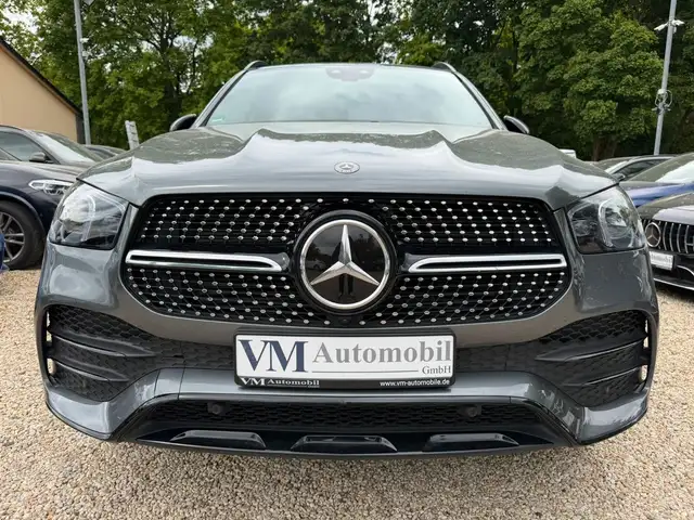 Mercedes-Benz GLE view 2