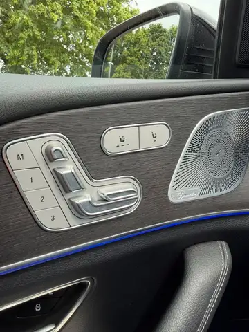 Mercedes-Benz GLE view 11