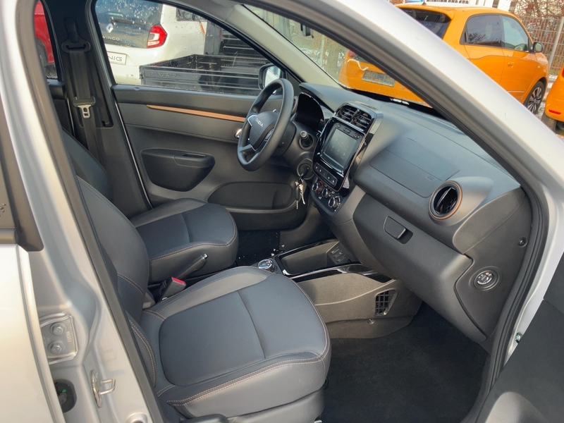 Dacia Spring Extreme ELECTRIC 65 Rückfahrkamera — photo 7