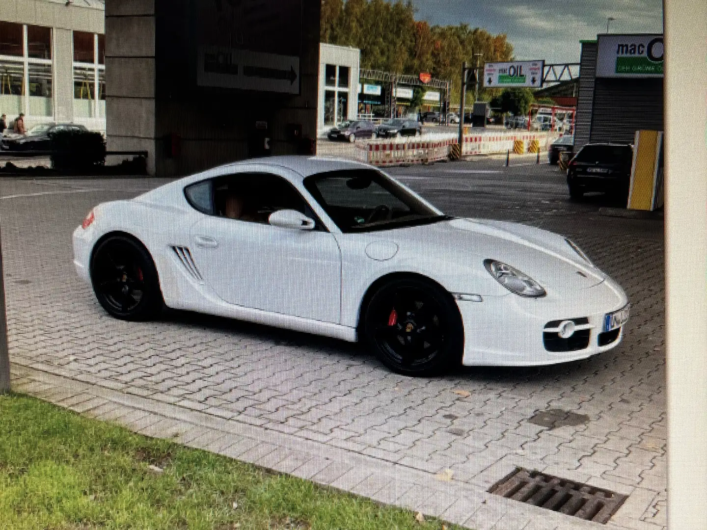 Porsche Cayman Sport Weiß - 1