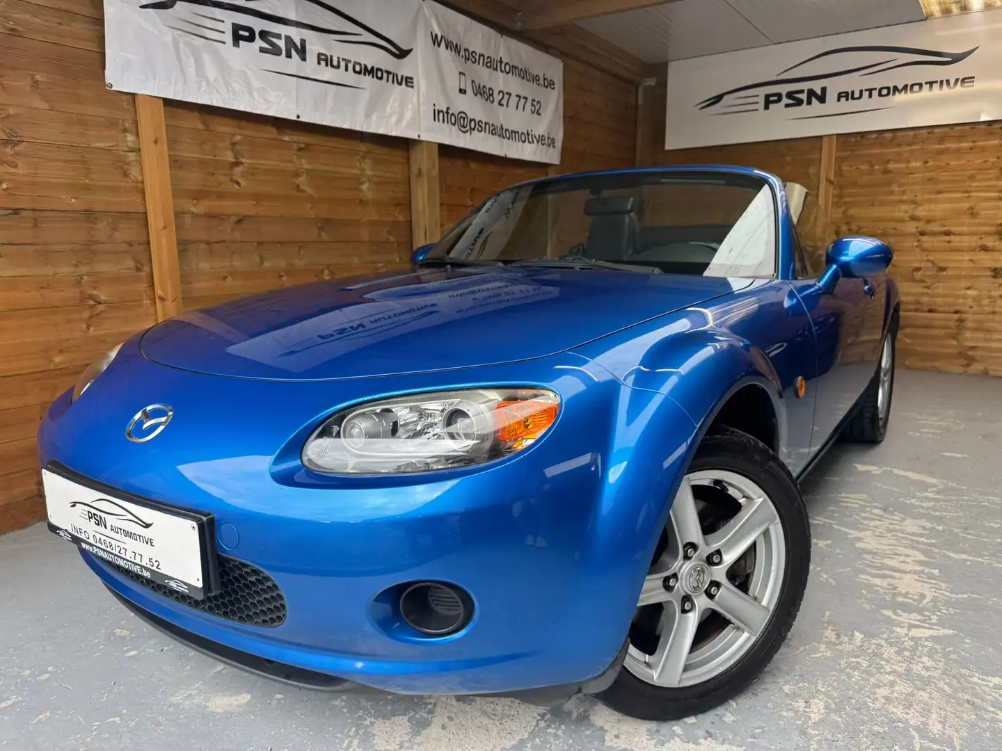Mazda MX-5 MX-5 2.0 MZR 3rd Generation Azul - 2