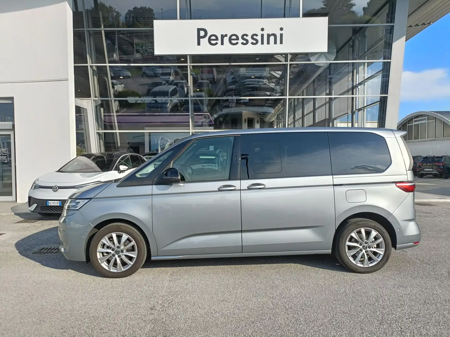 Volkswagen T7 Multivan Multivan T7 2.0 tdi Life 150cv dsg 7 pti - 2