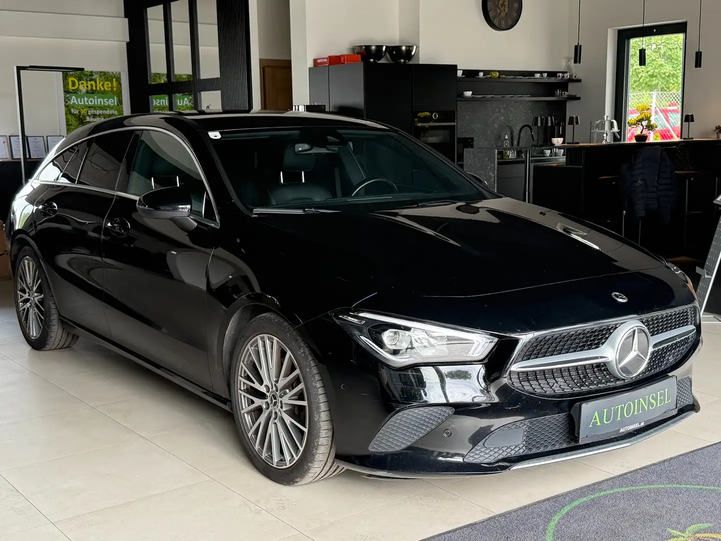 Mercedes-Benz CLA 200 CLA 200 d Aut. Zwart - 2