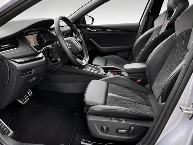 Skoda Octavia view 2