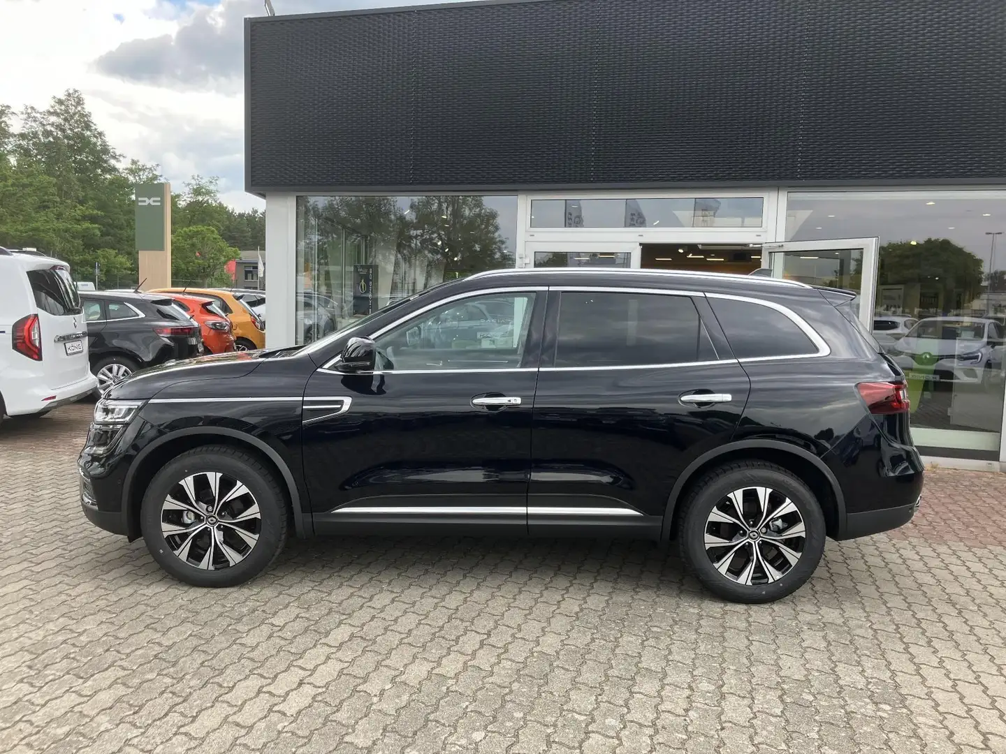 Renault Koleos TECHNO TCe 160 EDC Zwart - 1