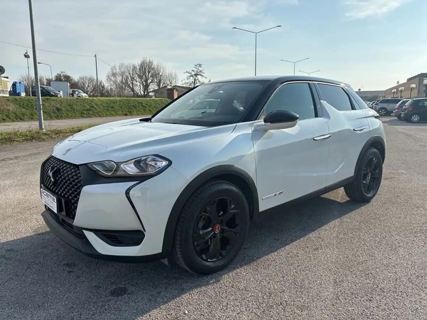 DS Automobiles DS 3 Crossback PureTech 130 aut. Performance Line Blanc - 2