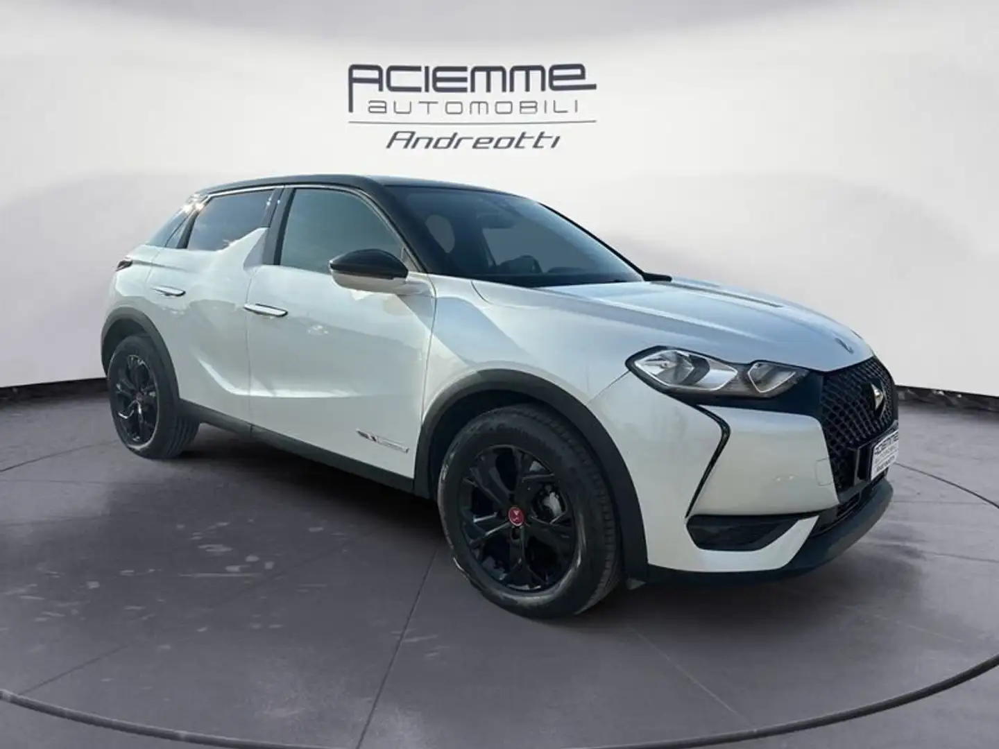 DS Automobiles DS 3 Crossback PureTech 130 aut. Performance Line Blanc - 1