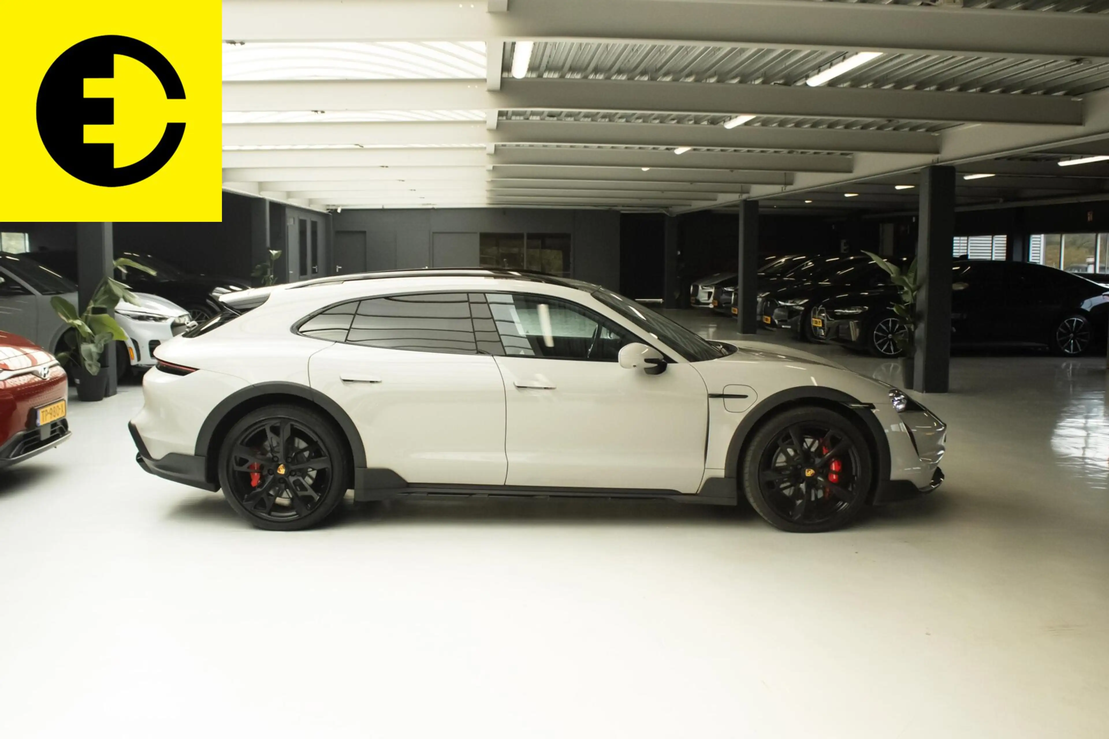 Porsche Taycan Cross Turismo 4S 93 kWh |92,3% SOH | Sportchrono | — photo 10